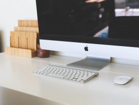 desk-computer-imac-home